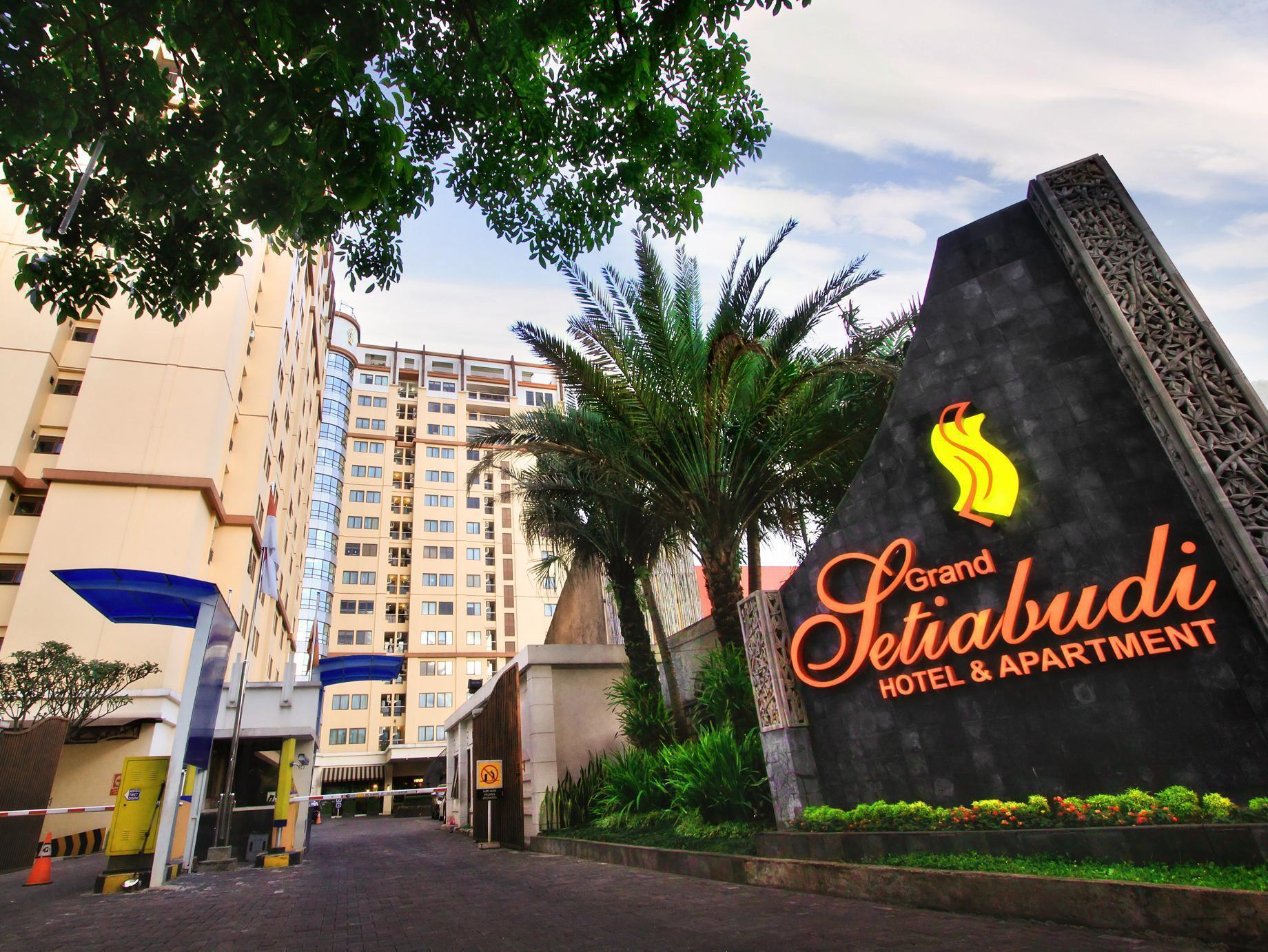 Grand Setiabudi Hotel Бандунг Екстер'єр фото